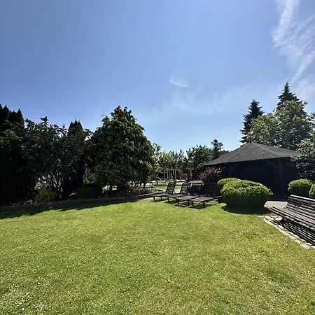 Przedsiębiorstwo Turystyczne Sol Kompleks wypoczynkowy Grzybowo (West Pomeranian)