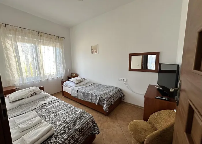 Pokoje i Apartamenty SOL